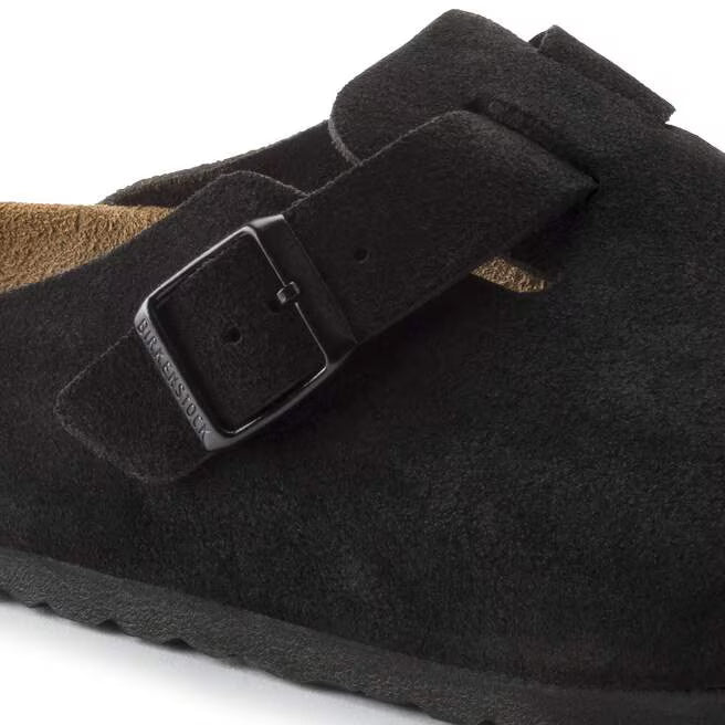 Women's Suede Clogs With Buckle Closure And Rubber Sole